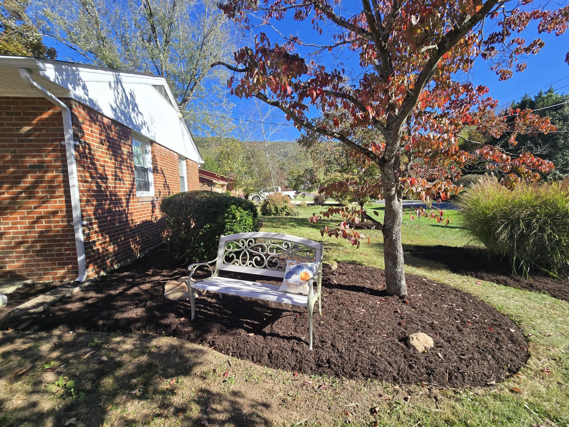 106 Parkview Ave - Photo 3
