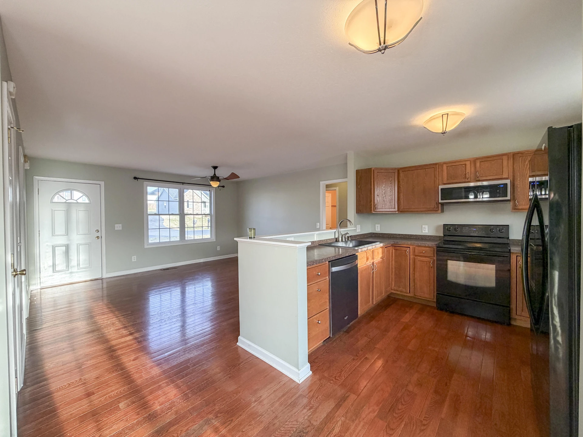 73 Thoroughbred Cir - Photo 8