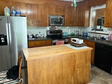 115 Malcolm Ln - Photo 3