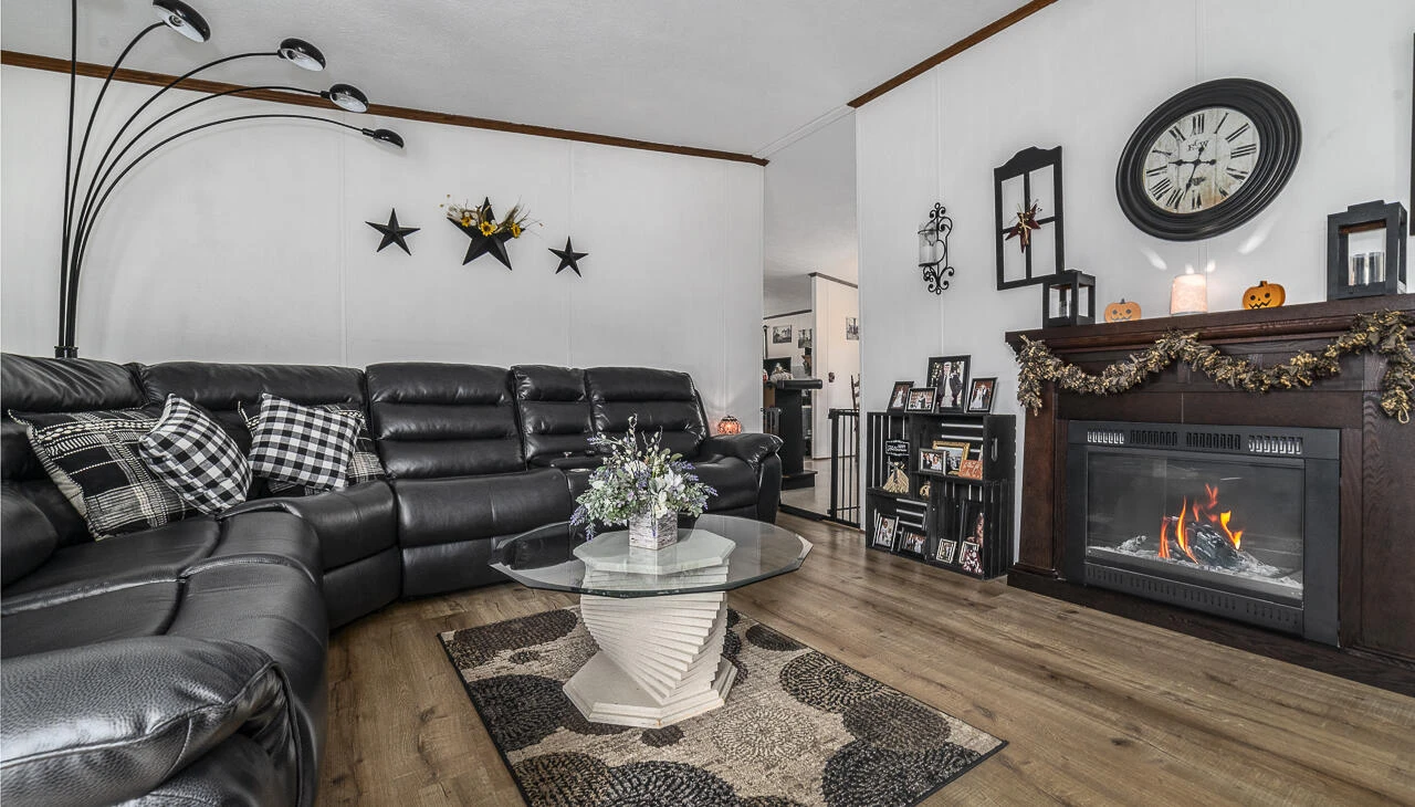122 E 38th St - Photo 13