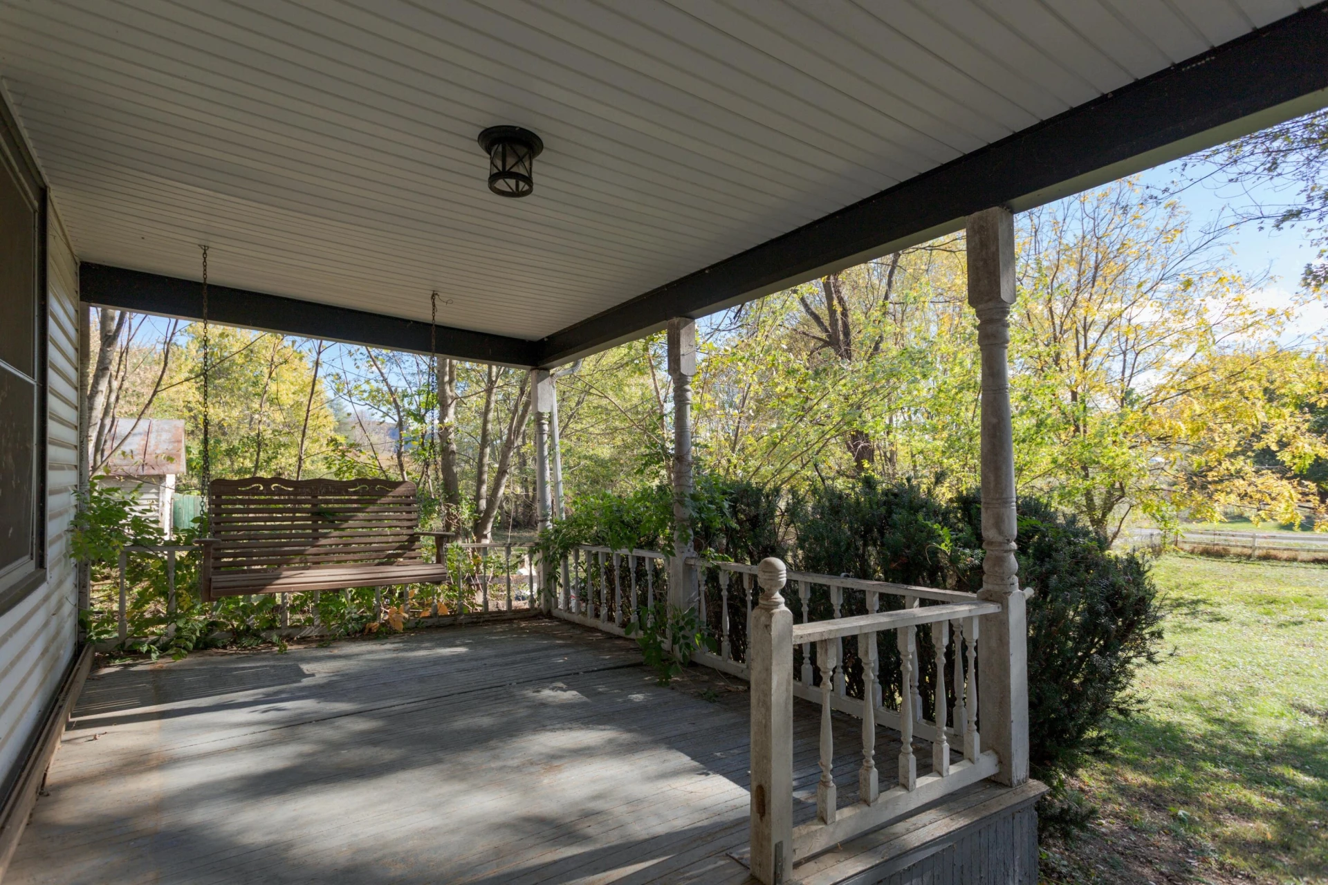 1111 Bethany Rd - Photo 2
