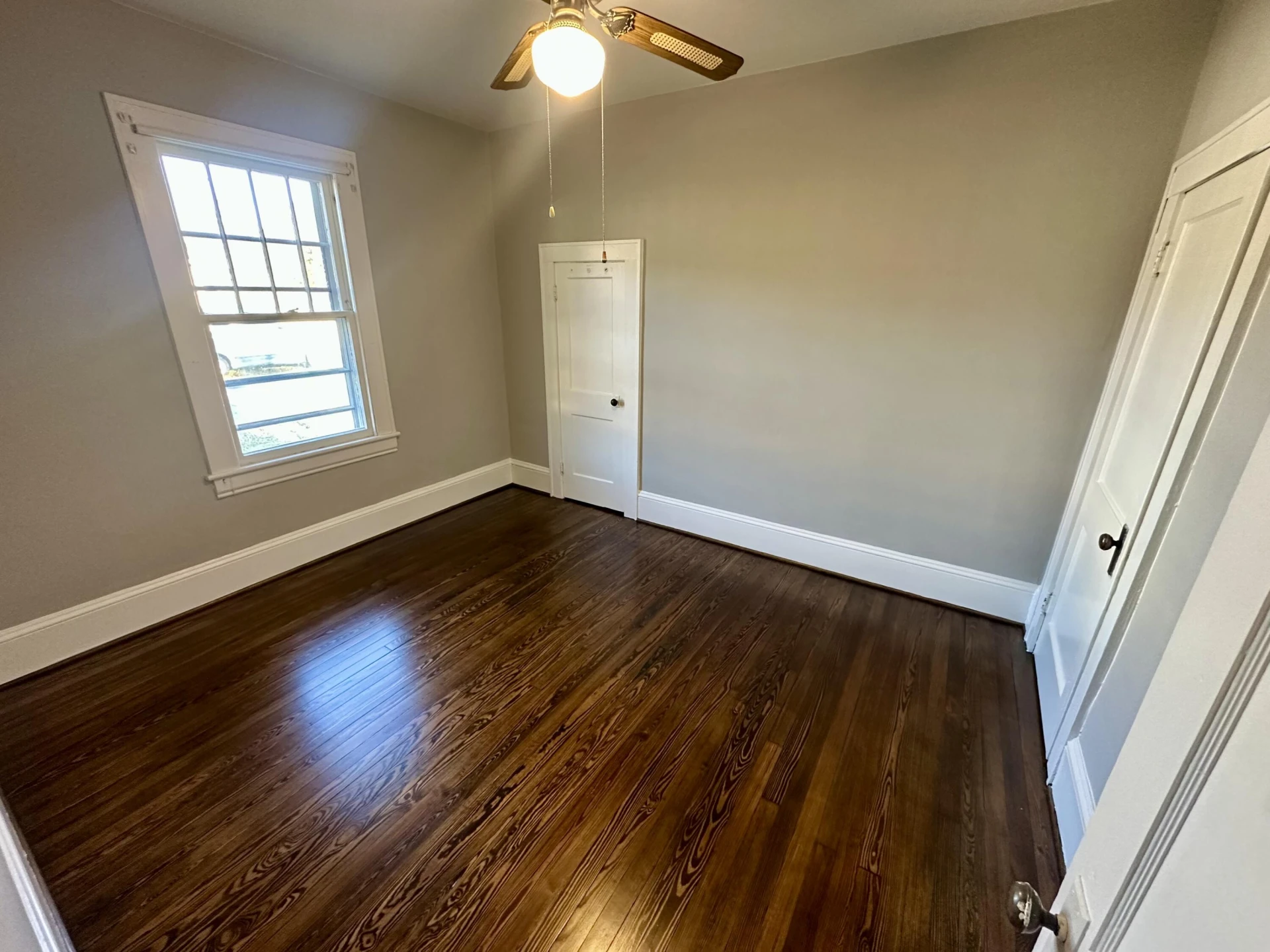 805 W Jackson St - Photo 8