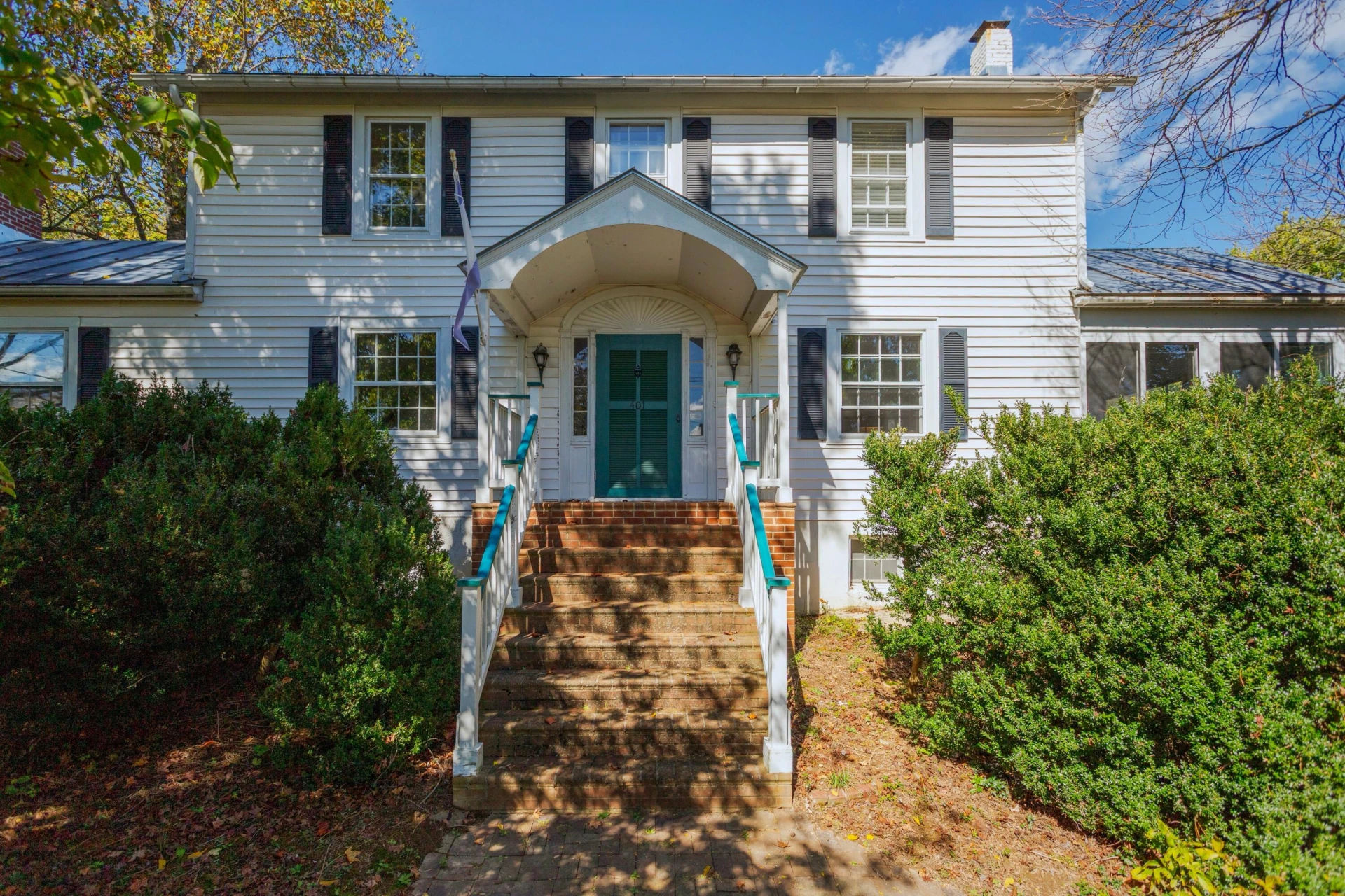 401 Enfield Rd