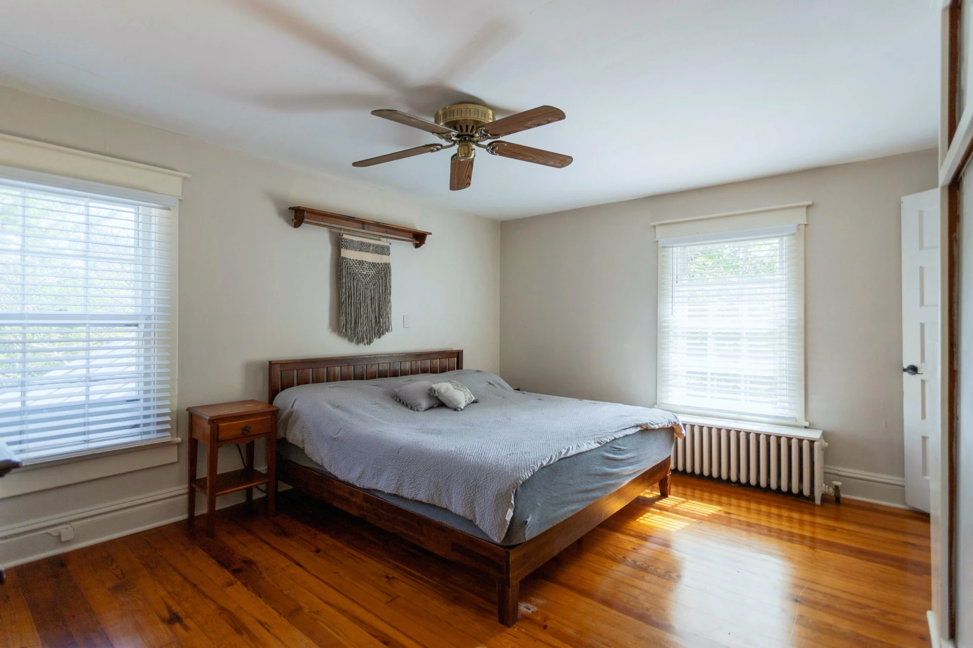 401 Enfield Rd - Photo 18