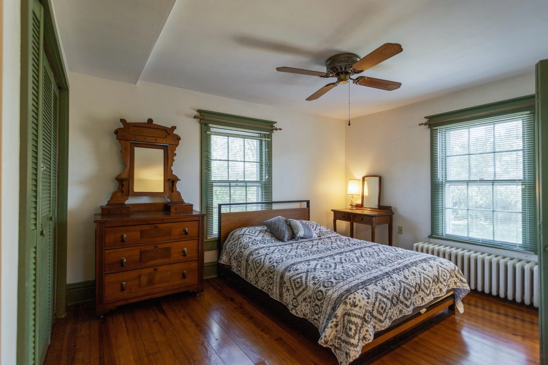 401 Enfield Rd - Photo 20