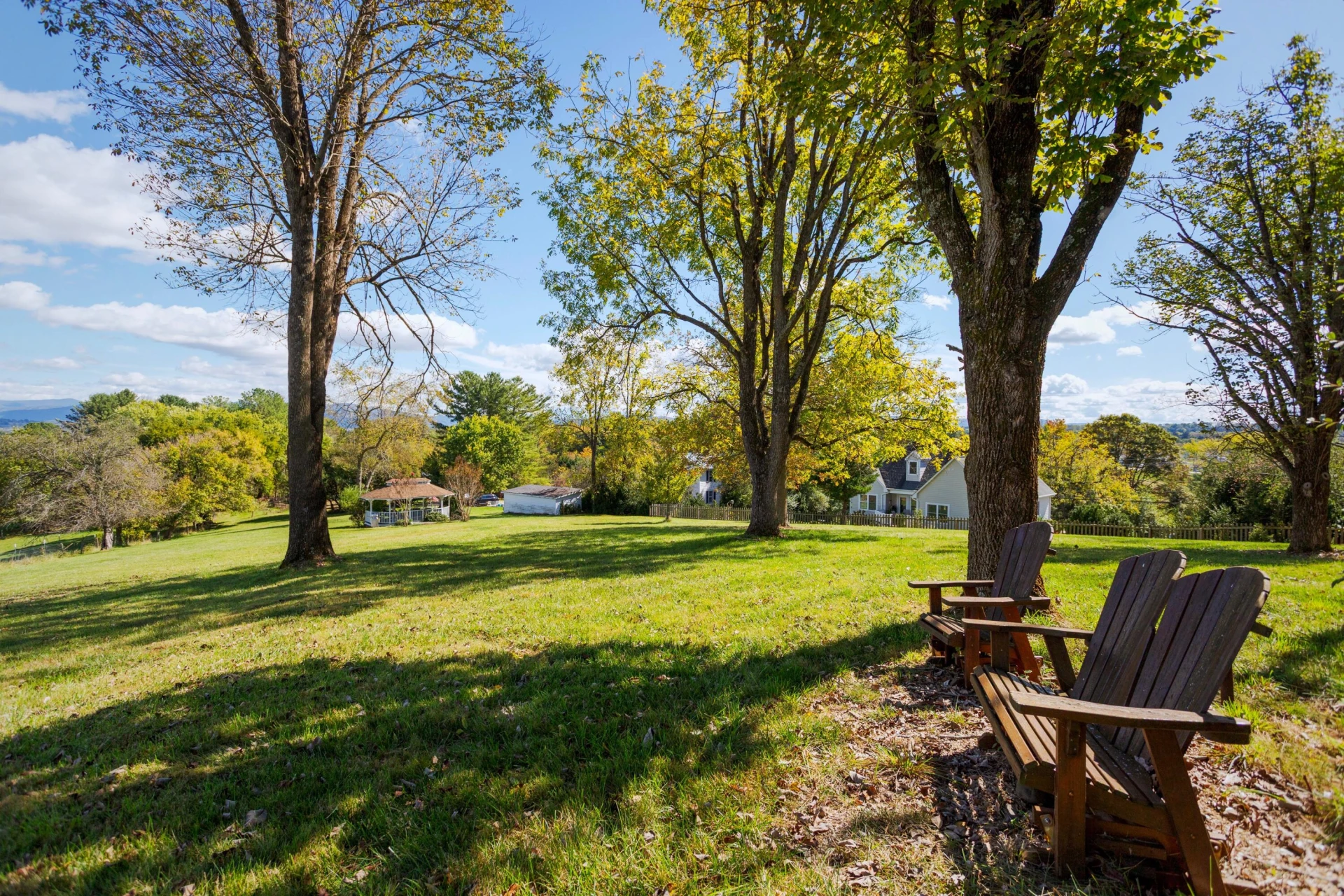 401 Enfield Rd - Photo 31