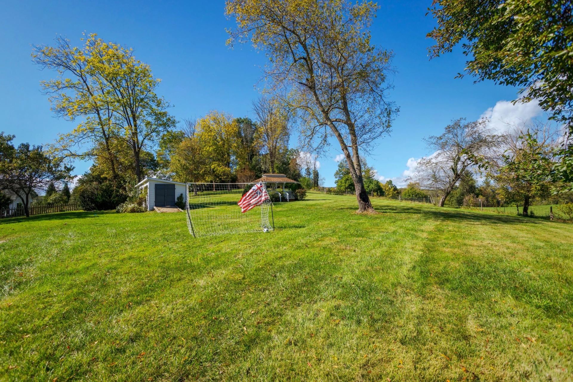 401 Enfield Rd - Photo 34
