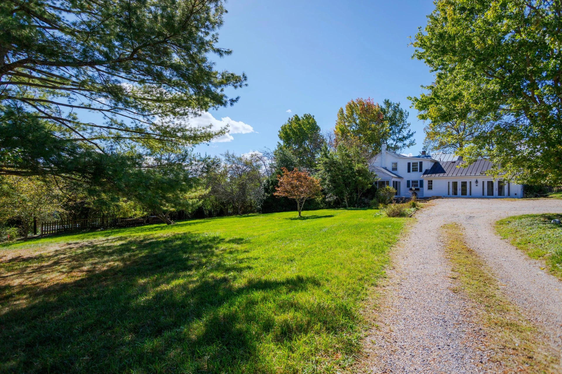 401 Enfield Rd - Photo 37