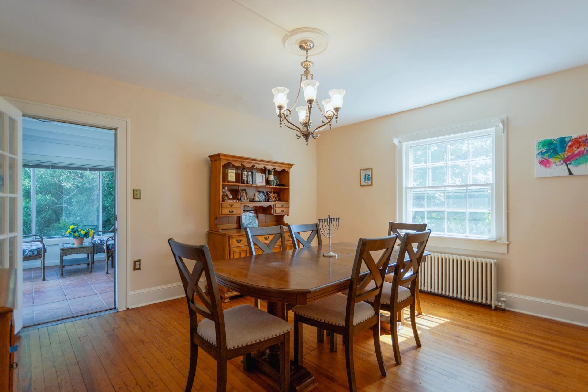 401 Enfield Rd - Photo 5