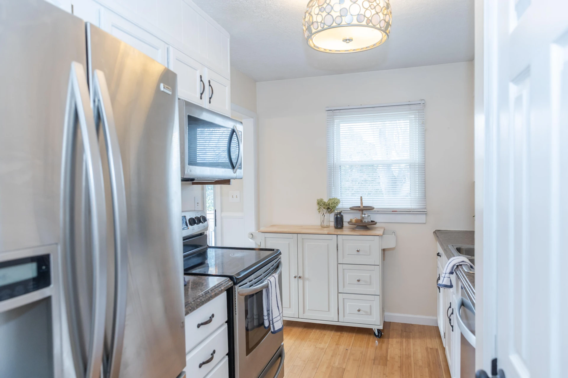 303 Summit St - Photo 14