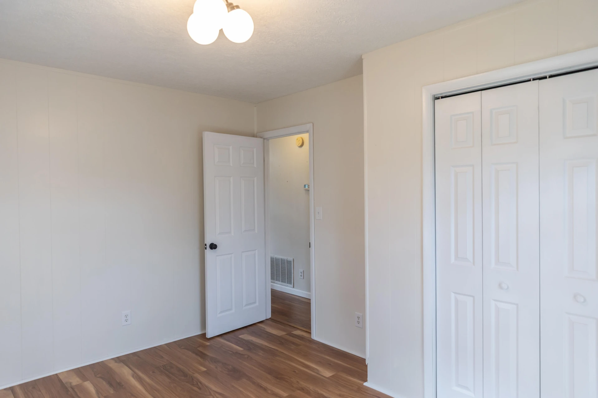 303 Summit St - Photo 20