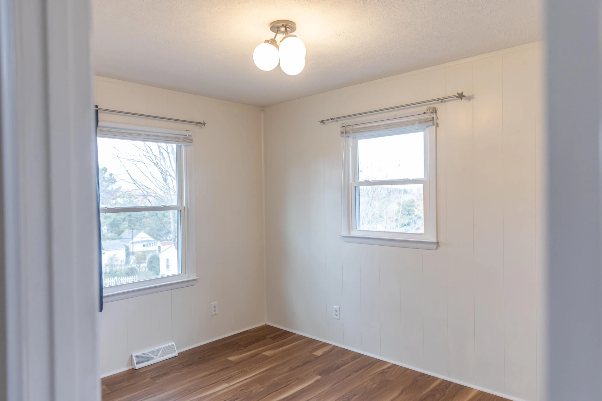 303 Summit St - Photo 21