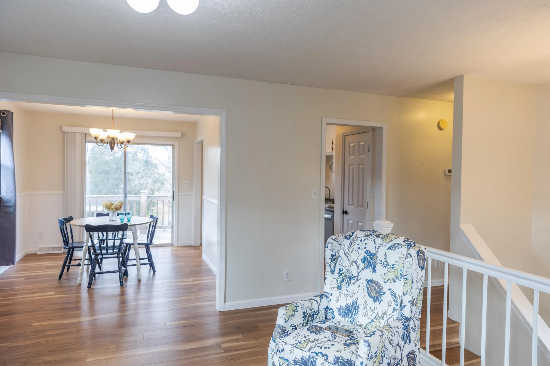 303 Summit St - Photo 8