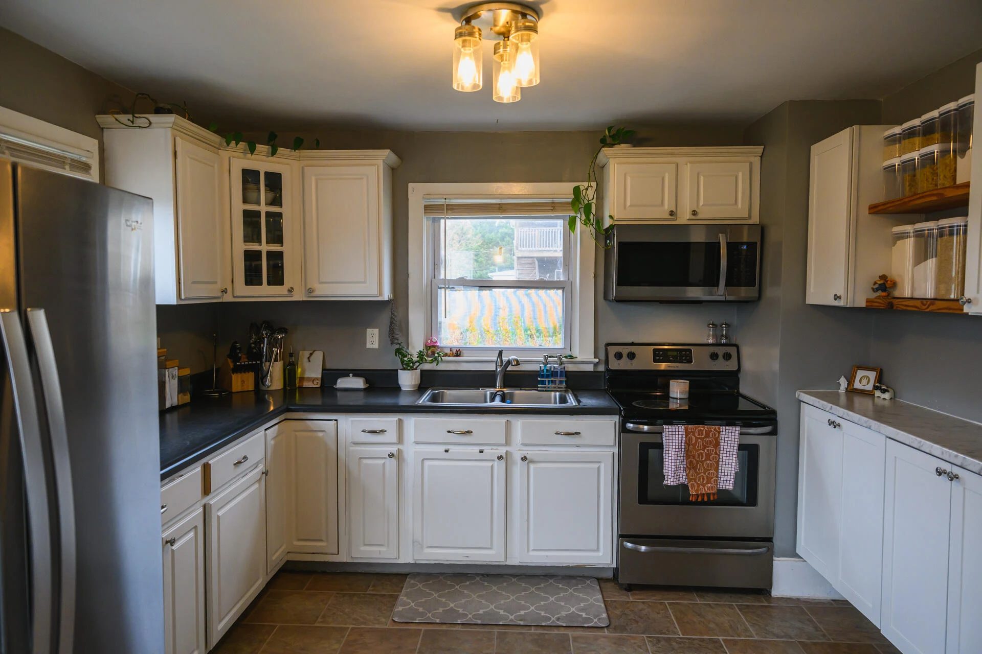 1877 Chestnut Ave - Photo 19