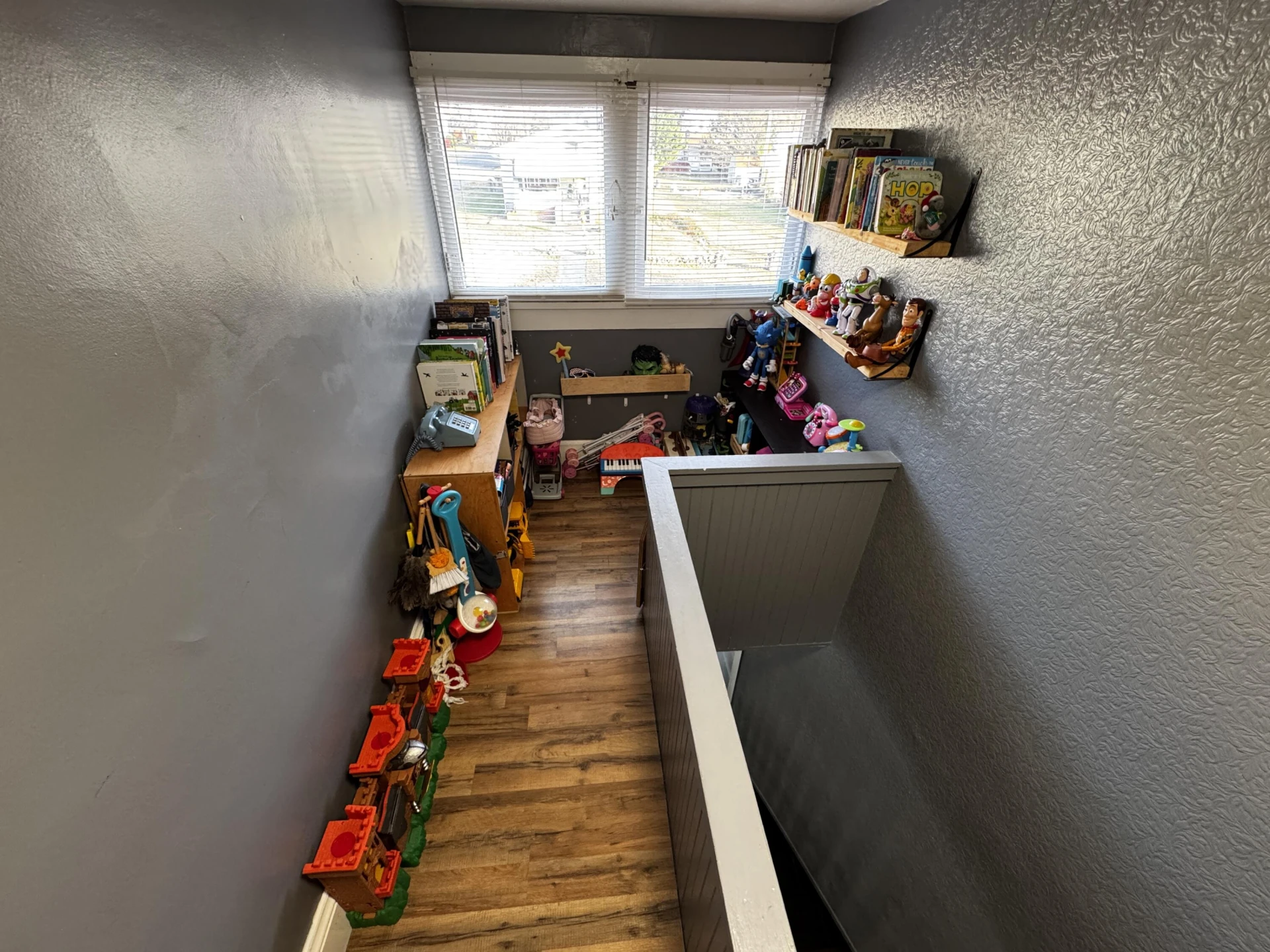 1877 Chestnut Ave - Photo 40