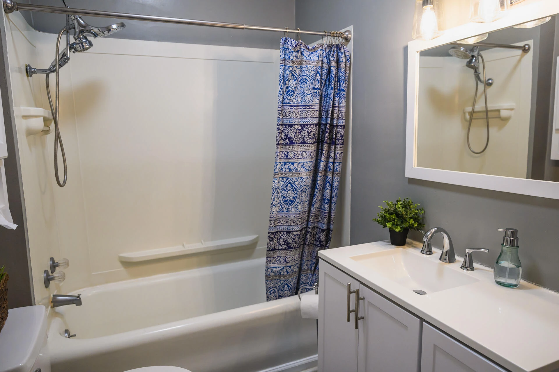 1877 Chestnut Ave - Photo 42