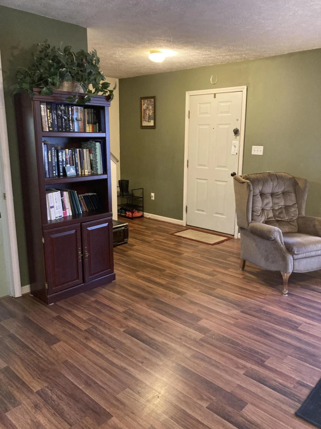 1847 Hawthorne Ave - Photo 4