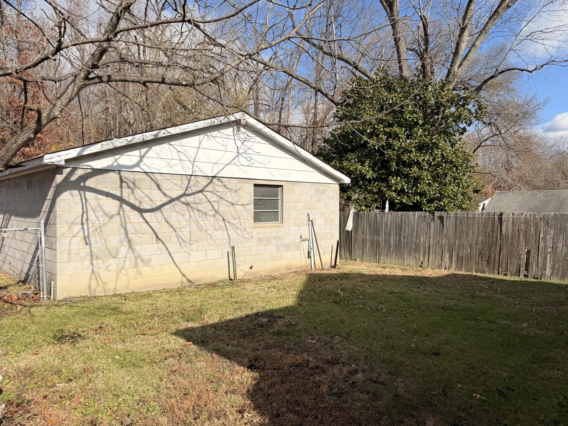 1400 Woodlawn St - Photo 10