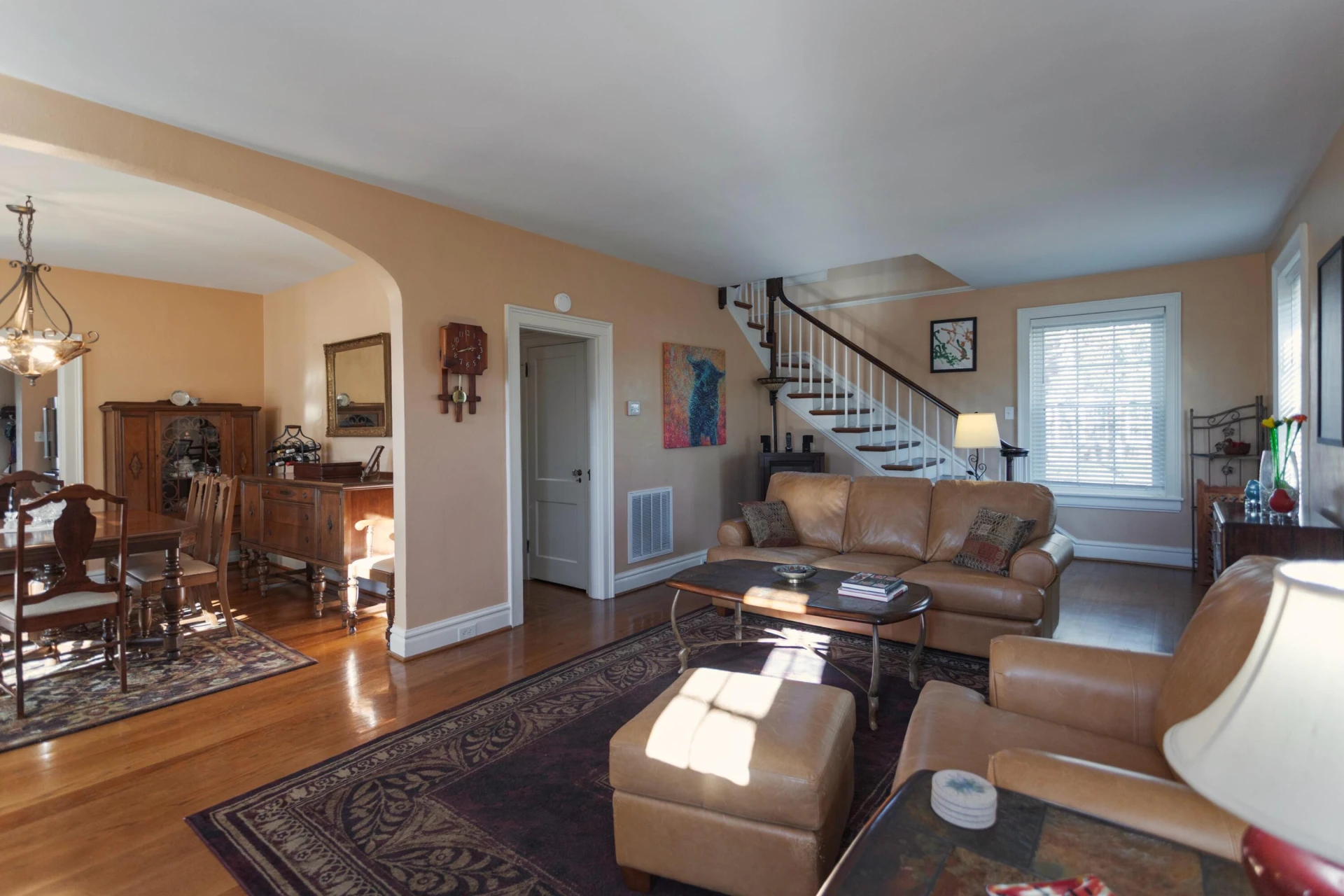 905 Thornhill Rd - Photo 2