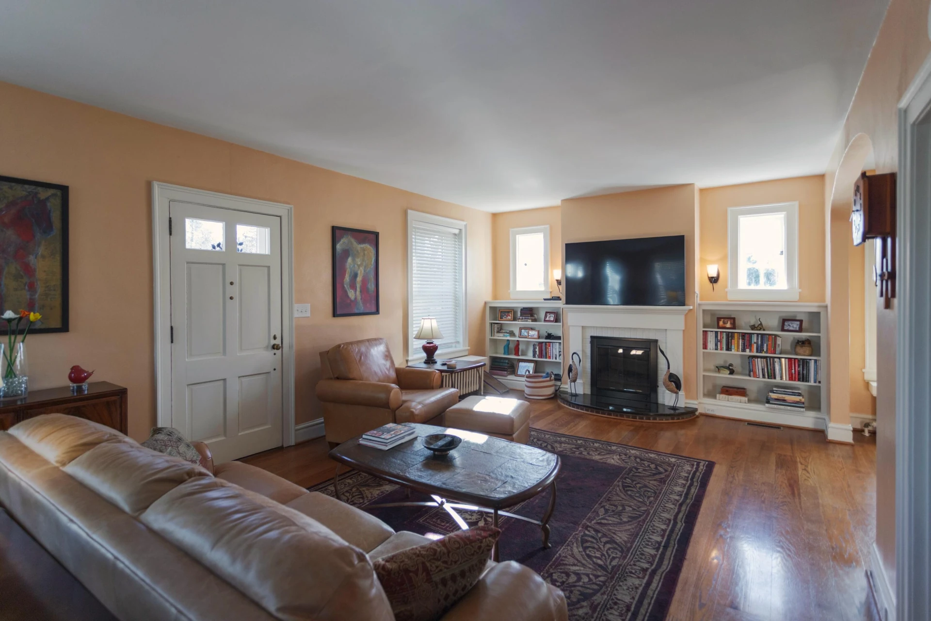 905 Thornhill Rd - Photo 3
