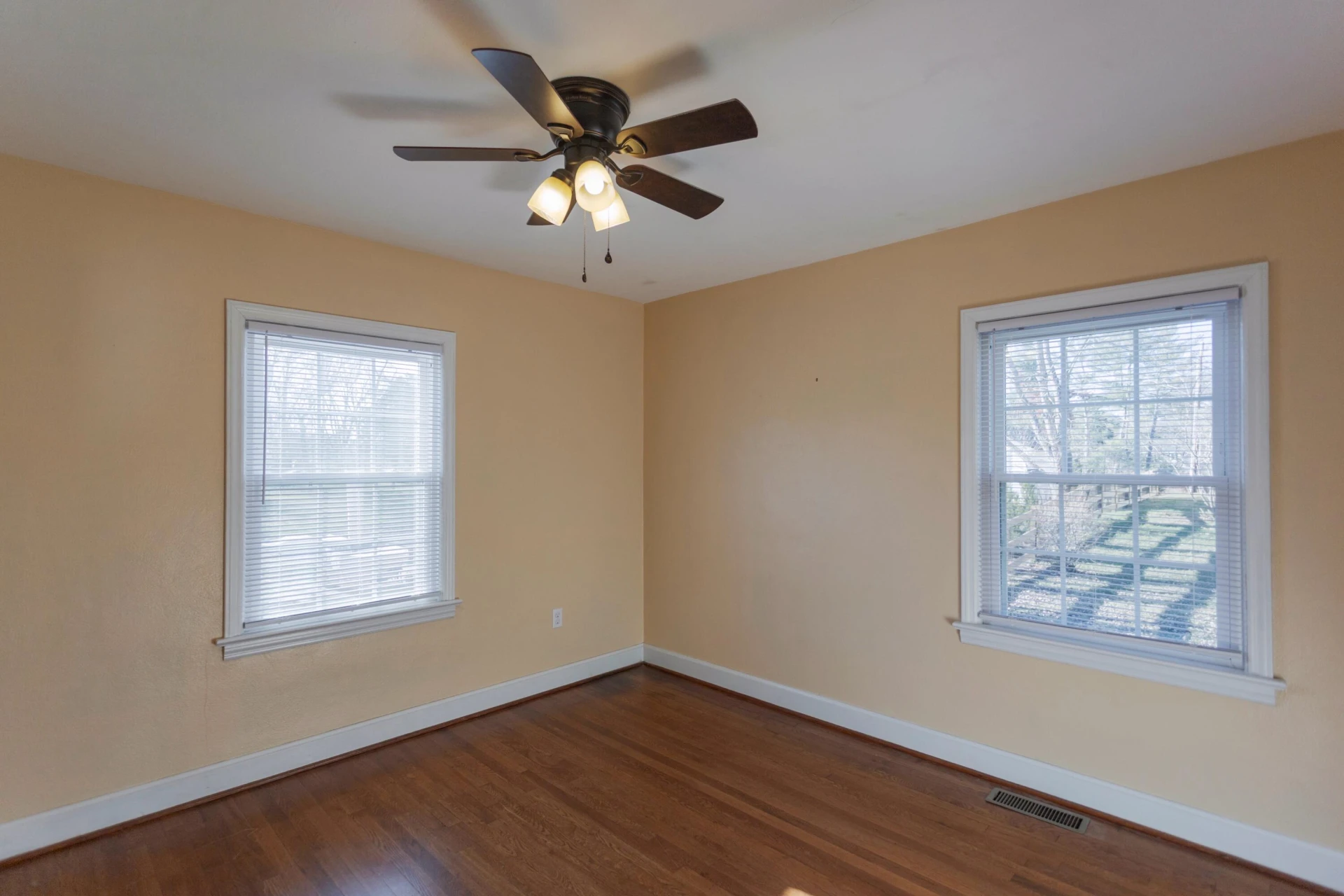 905 Thornhill Rd - Photo 37