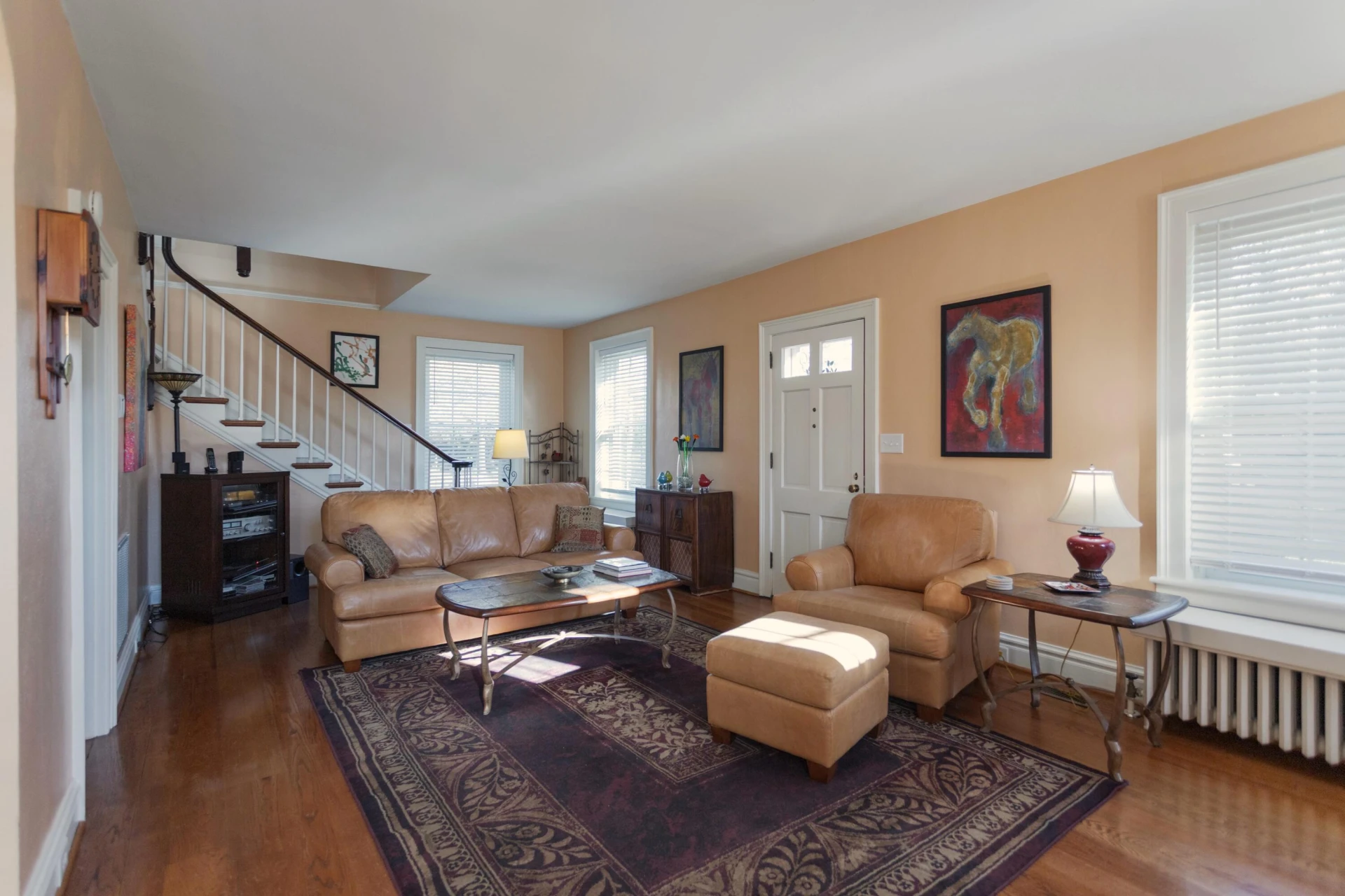 905 Thornhill Rd - Photo 4