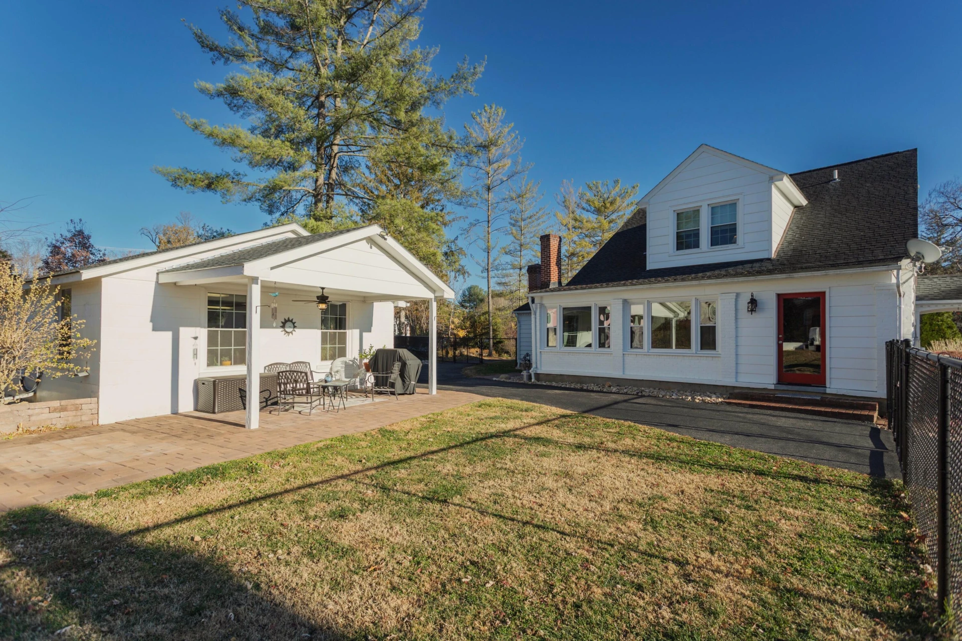 905 Thornhill Rd - Photo 48