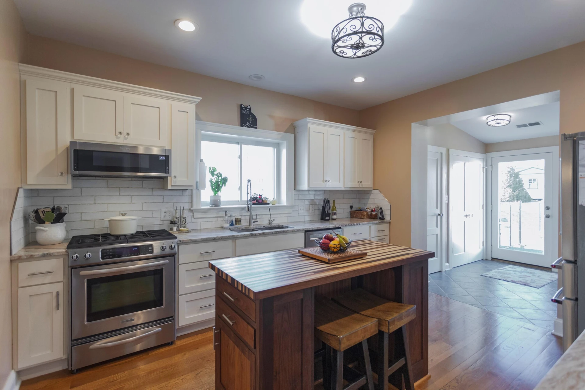 905 Thornhill Rd - Photo 7