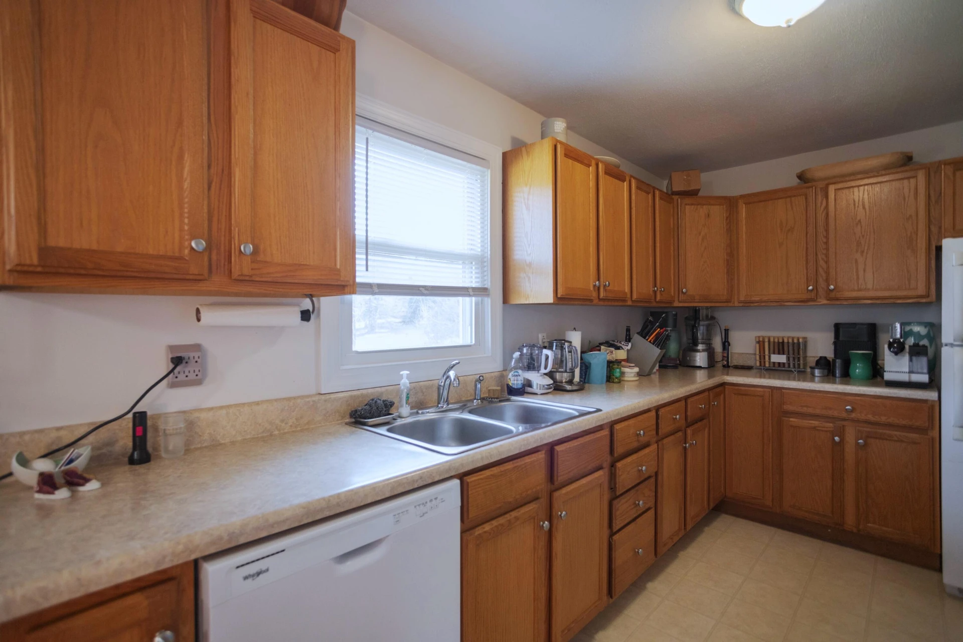 319 N Lewis St - Photo 7