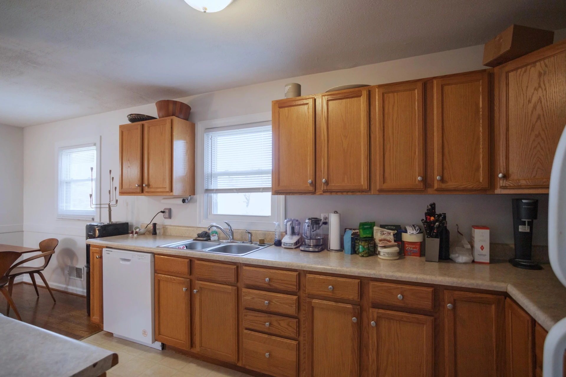 319 N Lewis St - Photo 8