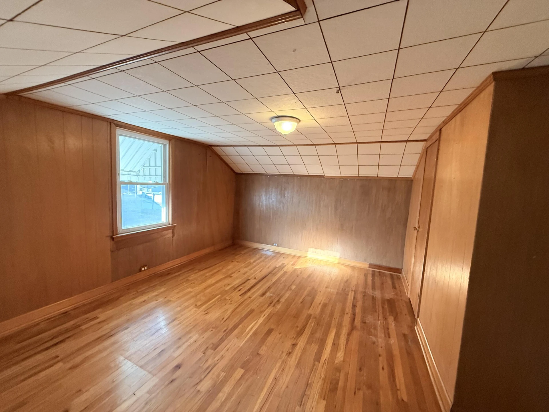 529 Brussels Ave - Photo 13