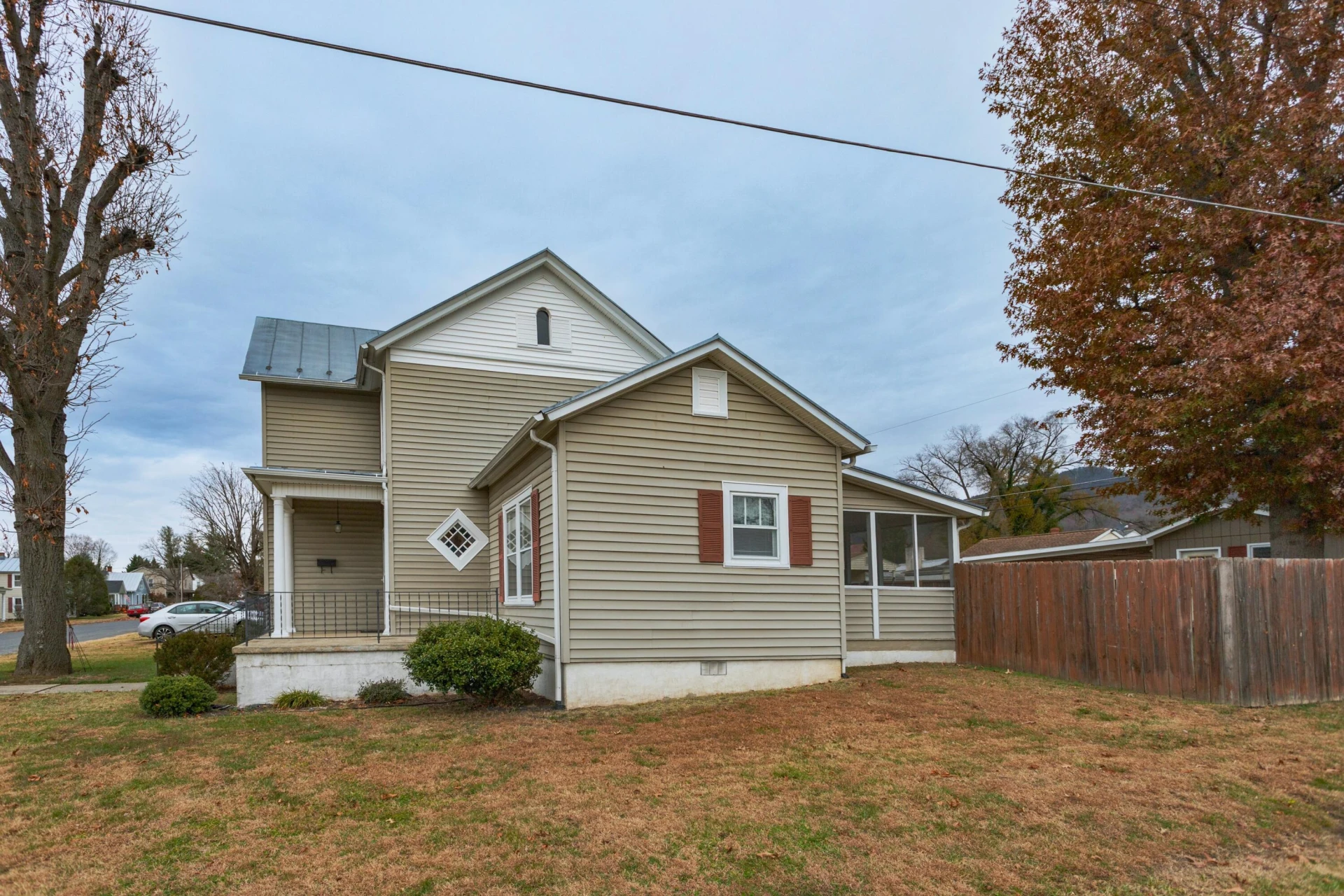 1904 Chestnut Ave - Photo 3