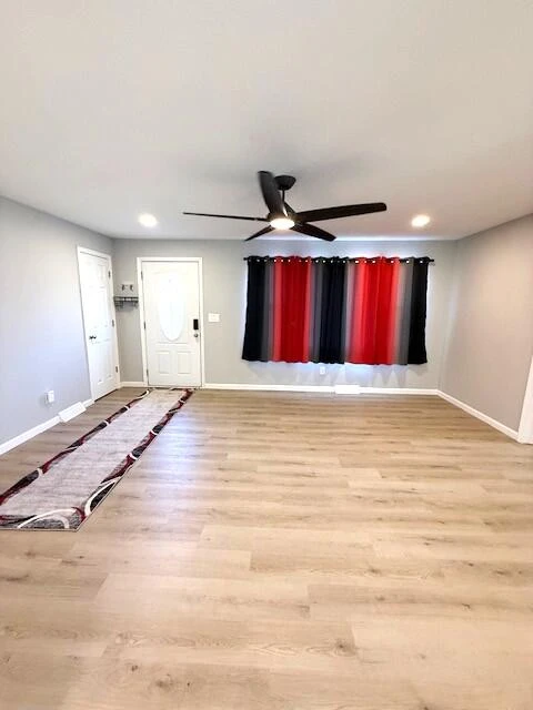 108 1/2 S Craig Ave - Photo 4