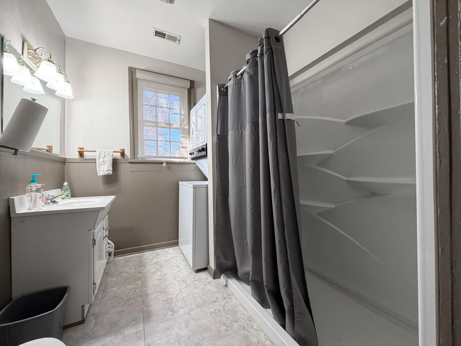 210 E Washington St - Photo 24