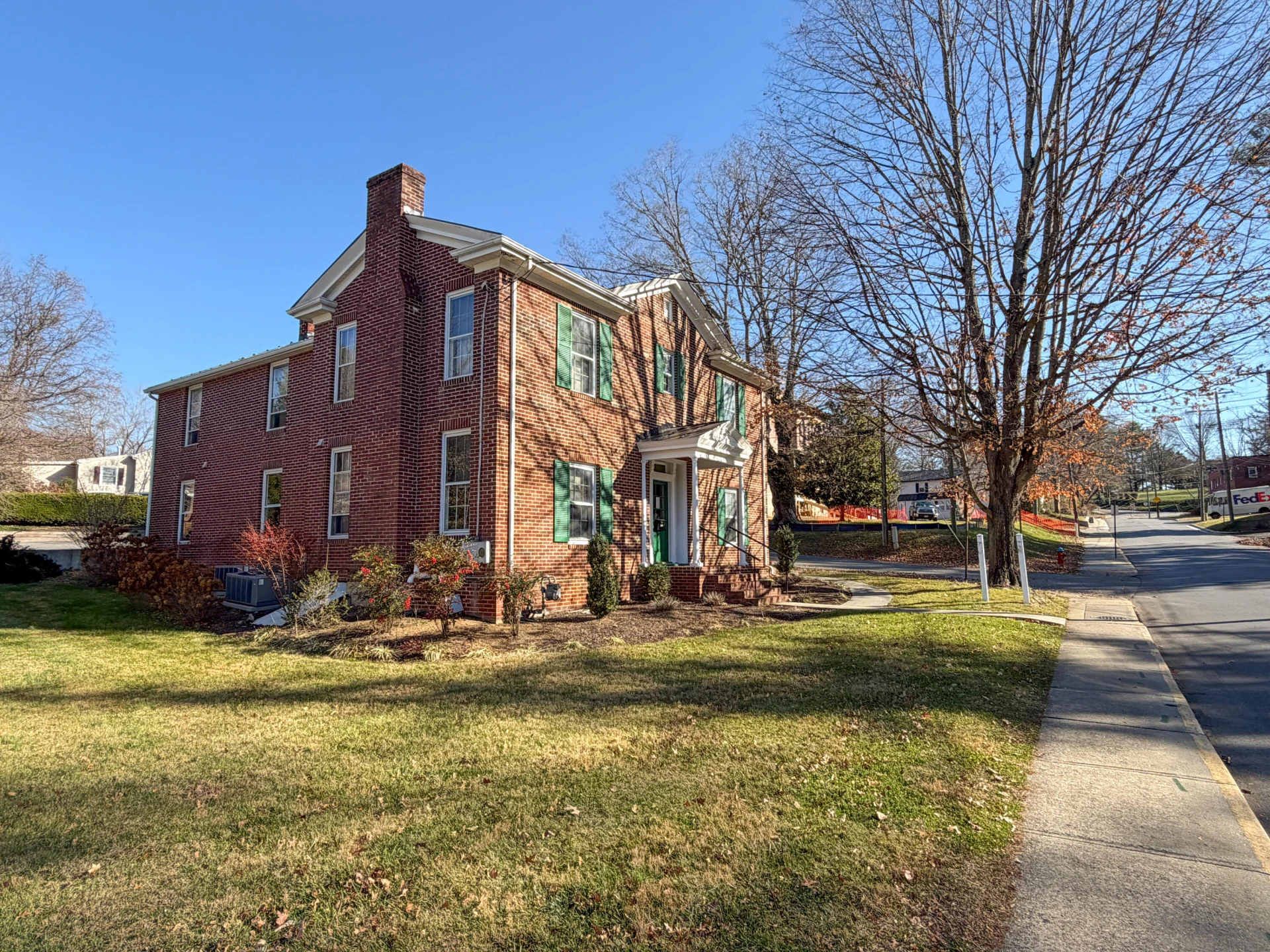 210 E Washington St - Photo 33