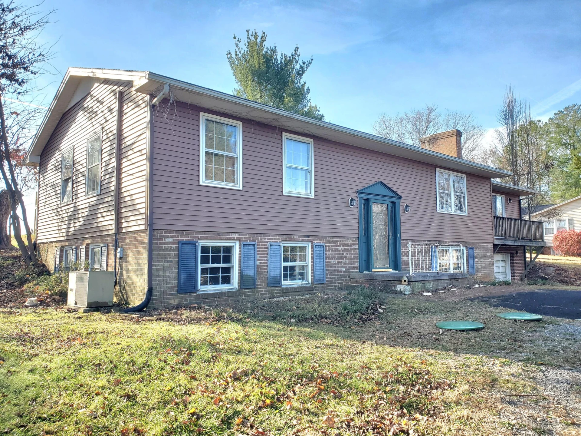 41 Southwest View Dr