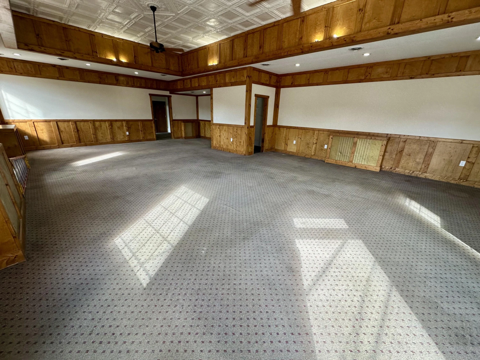 201 N Court Ave - Photo 15