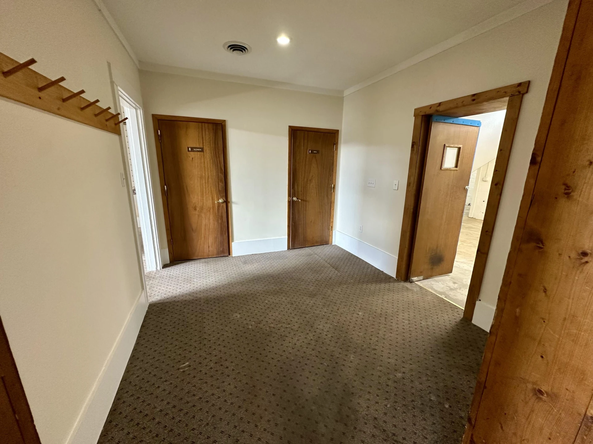 201 N Court Ave - Photo 18