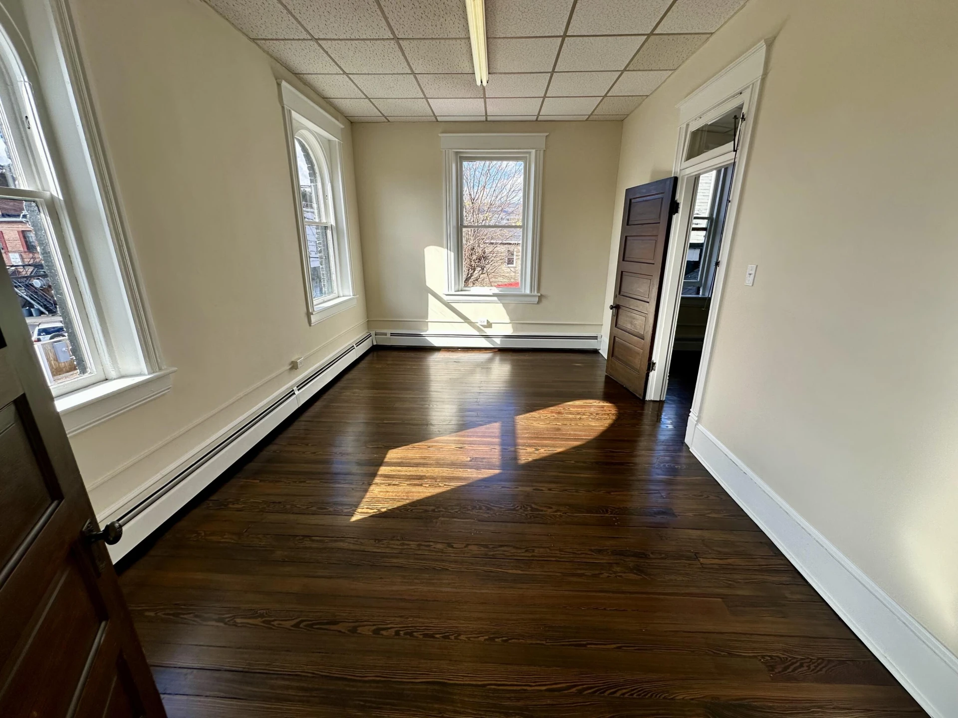 201 N Court Ave - Photo 31