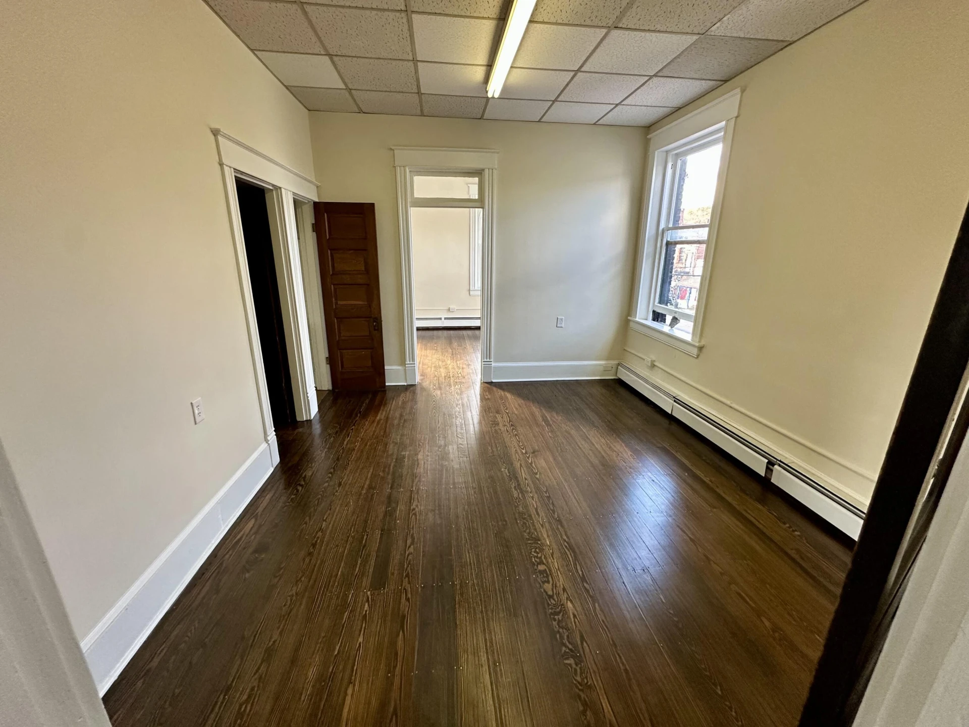 201 N Court Ave - Photo 33