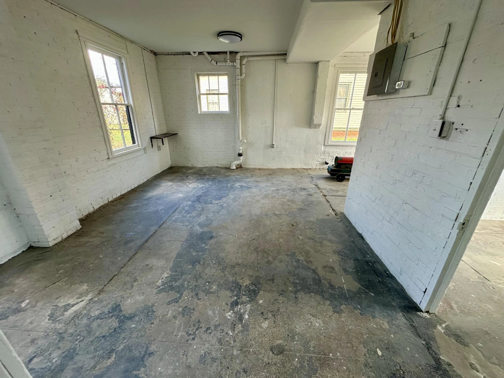 201 N Court Ave - Photo 5