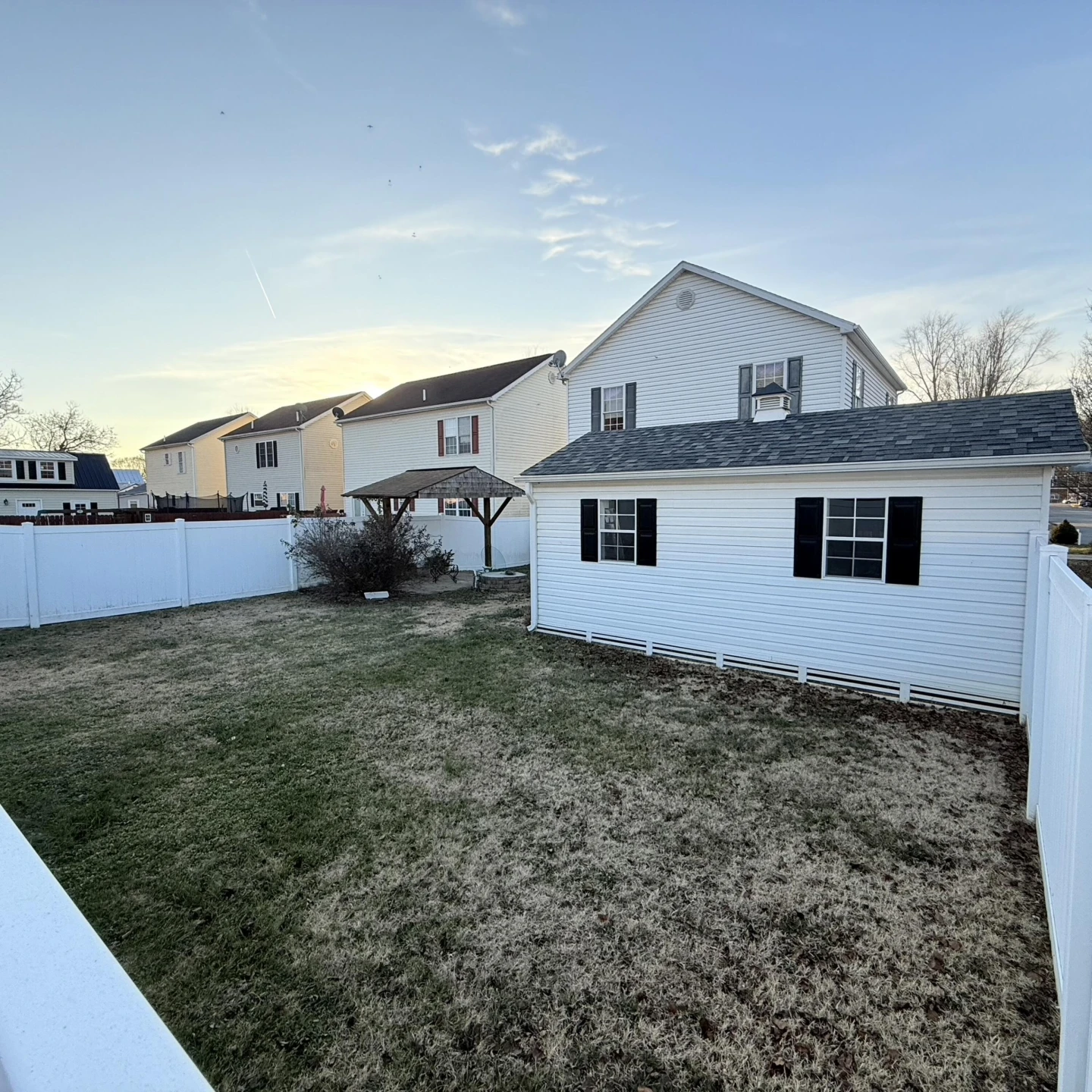 1796 Forest Ave - Photo 28