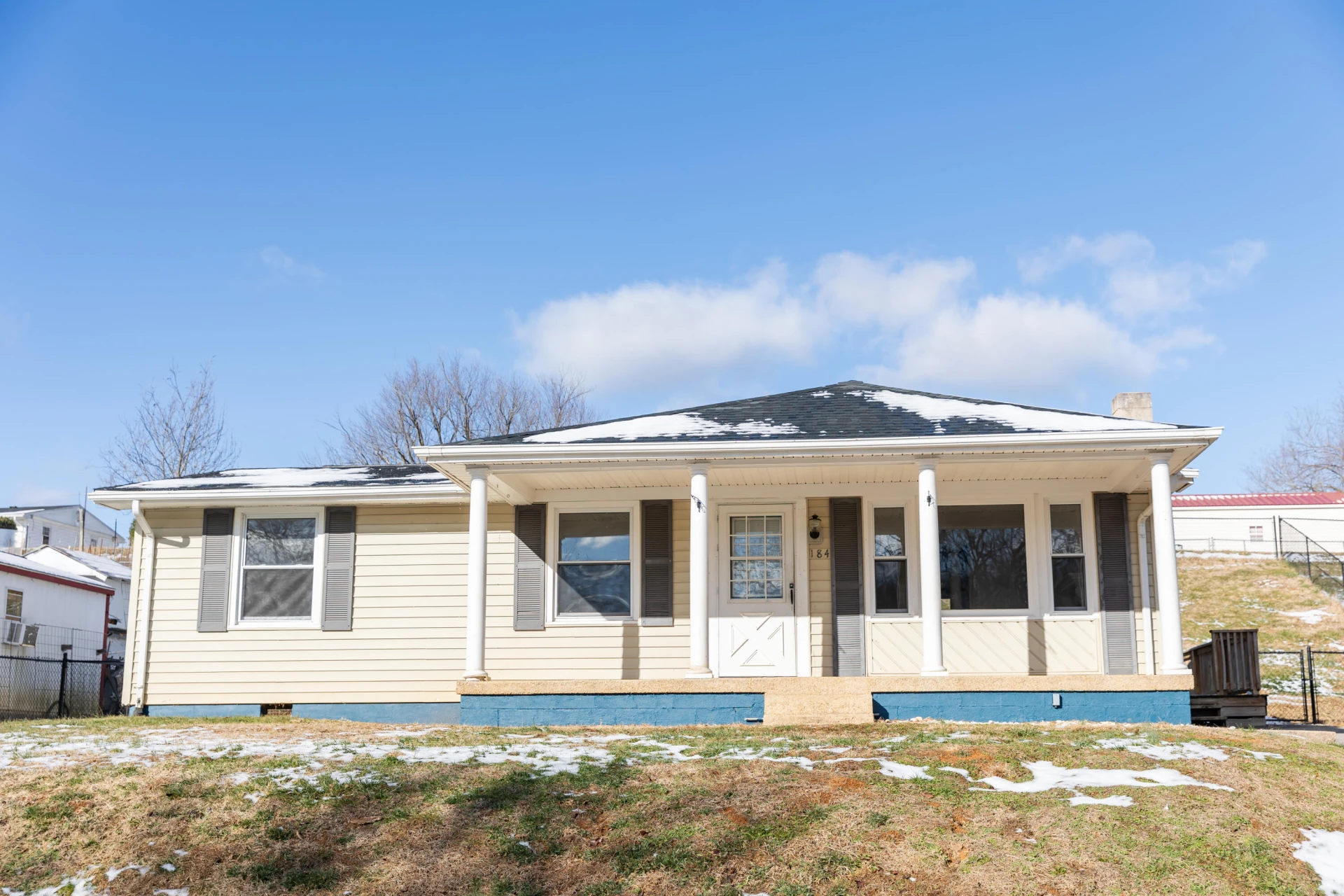 184 Hillside Drive Dr