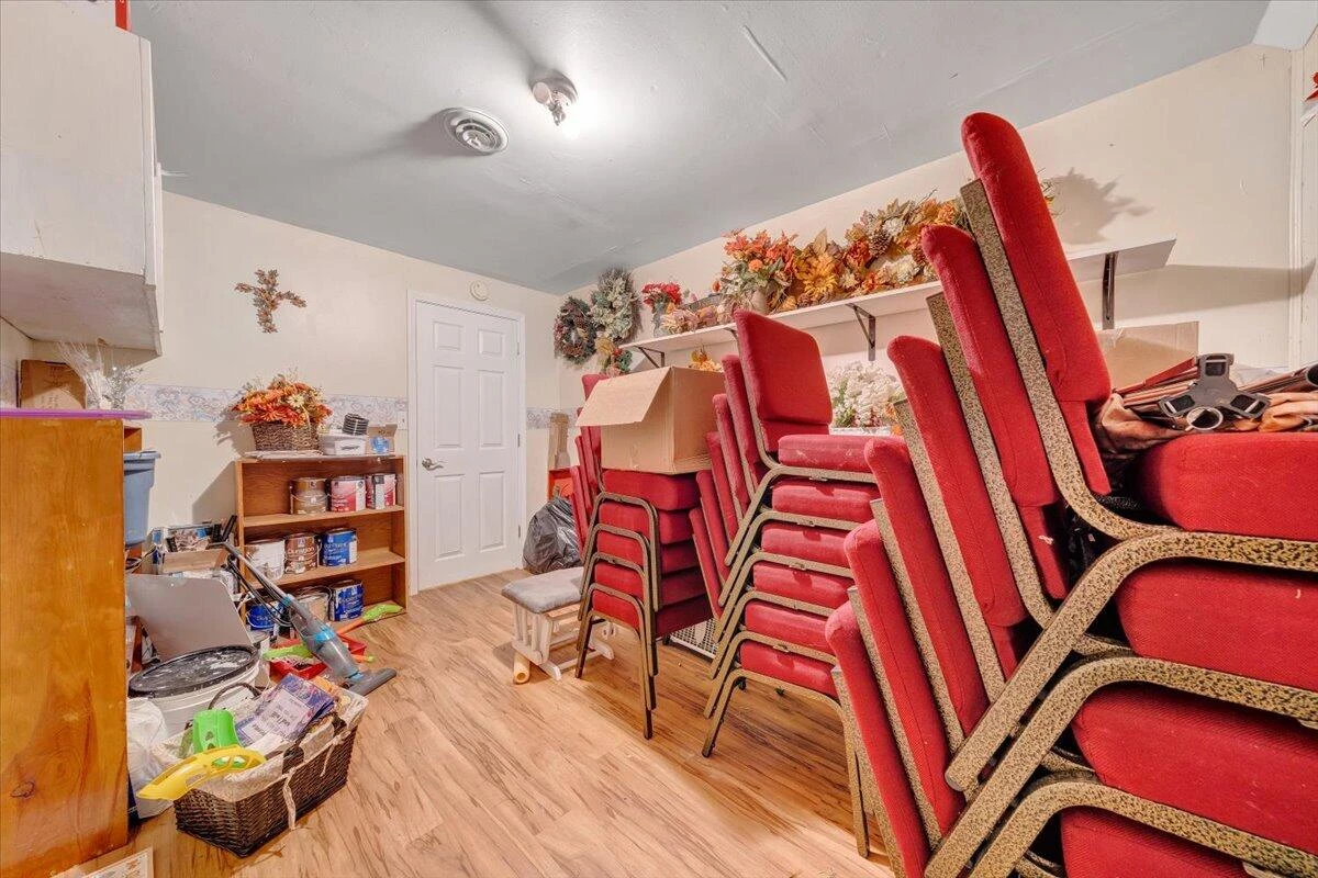 418 N Beverly Ave - Photo 11