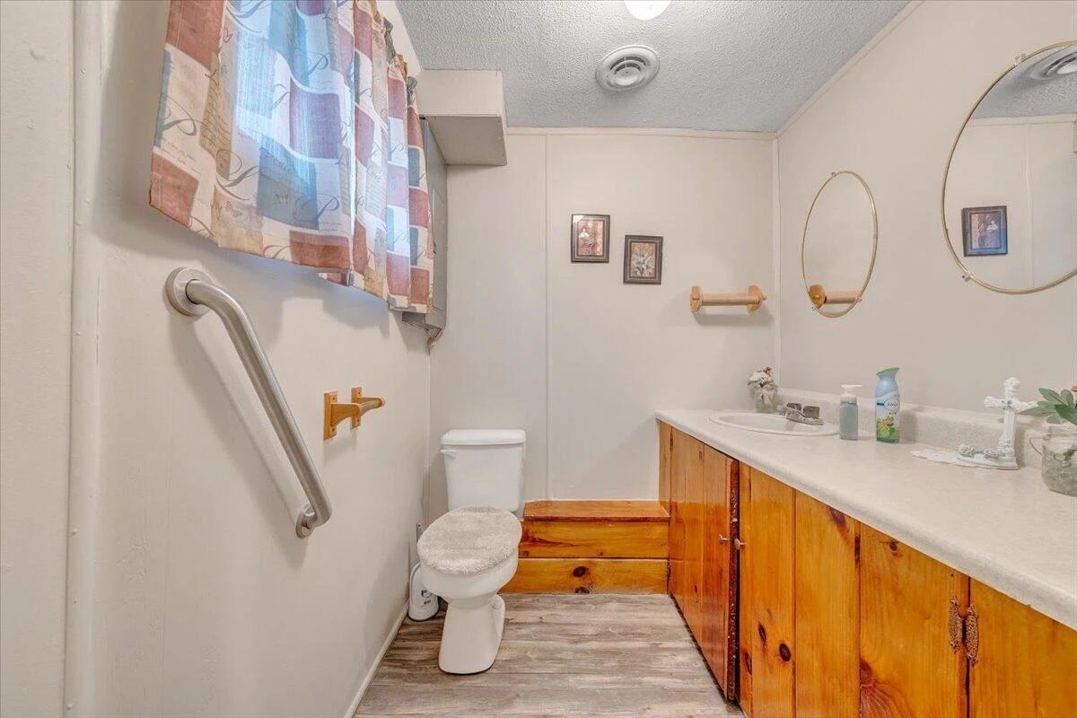 418 N Beverly Ave - Photo 12