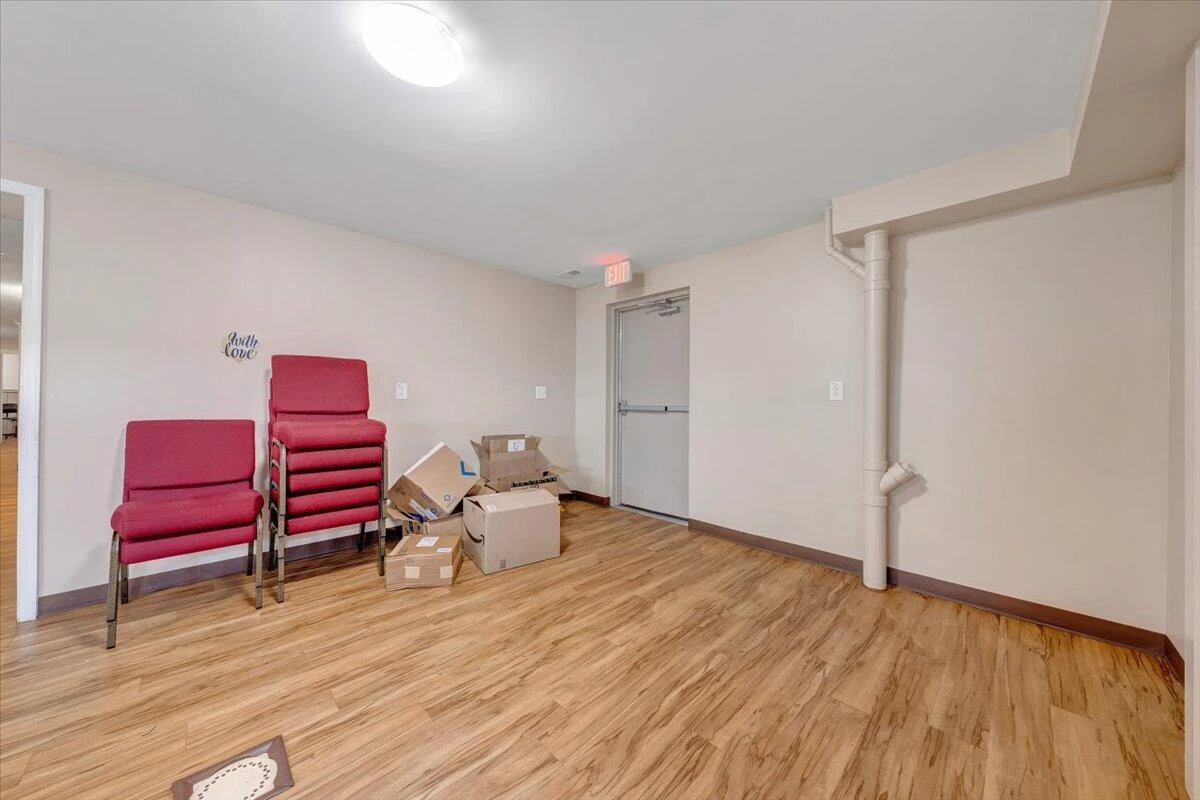 418 N Beverly Ave - Photo 16