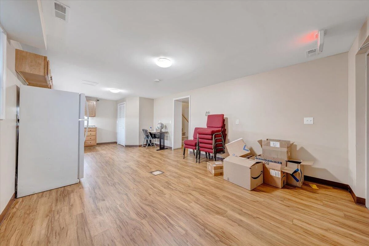 418 N Beverly Ave - Photo 17