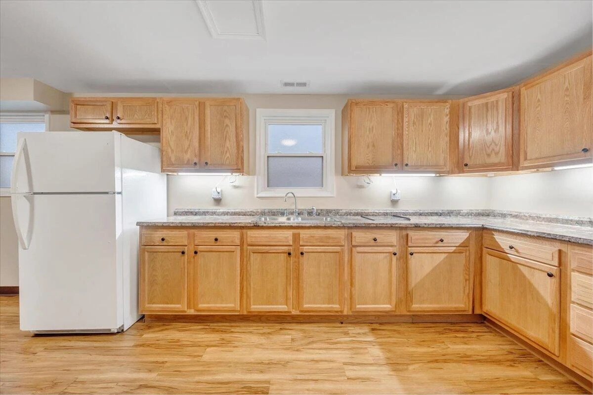418 N Beverly Ave - Photo 28