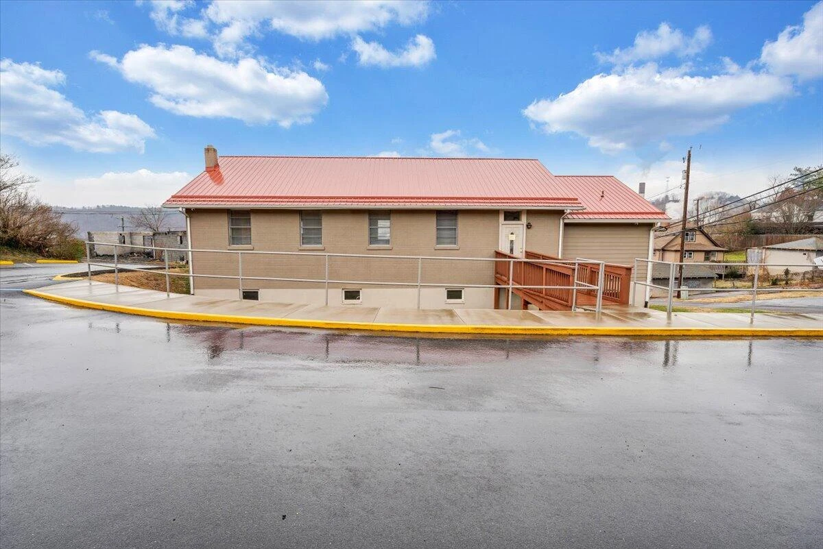 418 N Beverly Ave - Photo 39