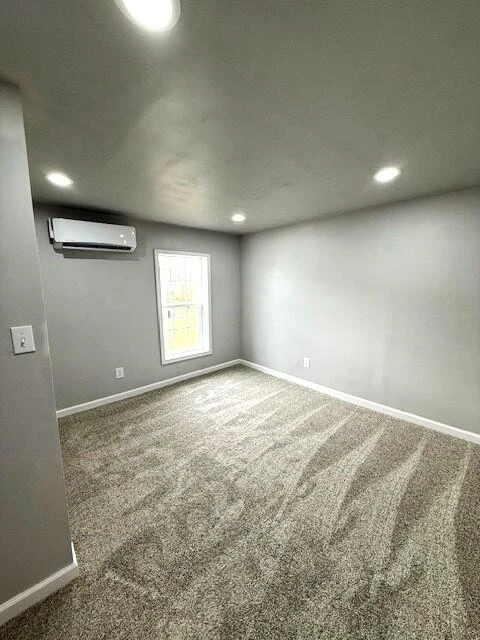 338 E Pine St - Photo 14